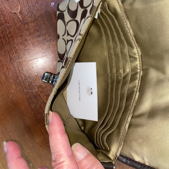 Brand new Coach clutch with tags! - Picture 3 of 6